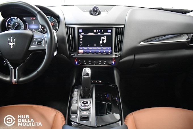 MASERATI Levante MHEV 330 CV AWD GT